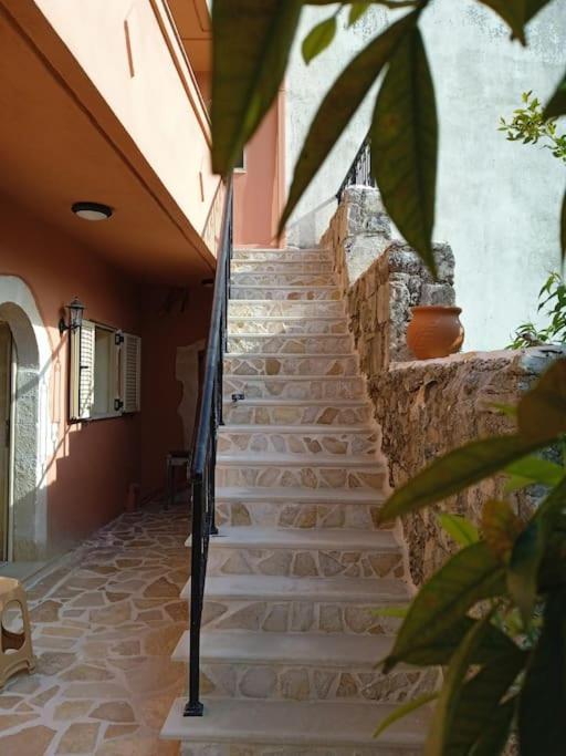 Thea'S Country House Aryiroúpolis Exteriér fotografie
